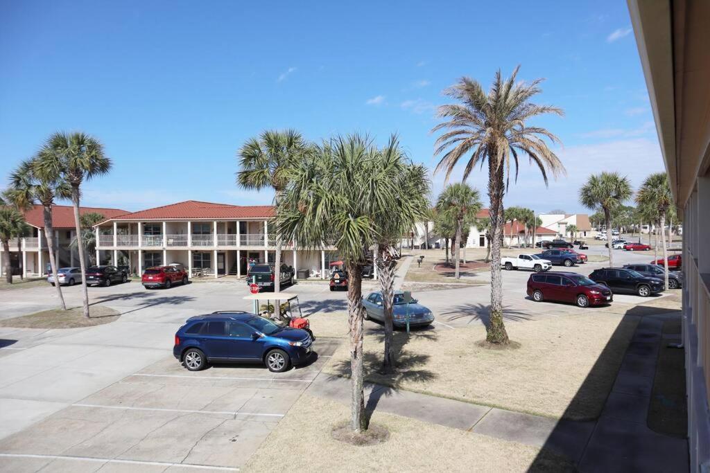 Lazy Palm 4 Pools Short Walk To Beach! Sleeps 5! Panama City Beach Exterior photo